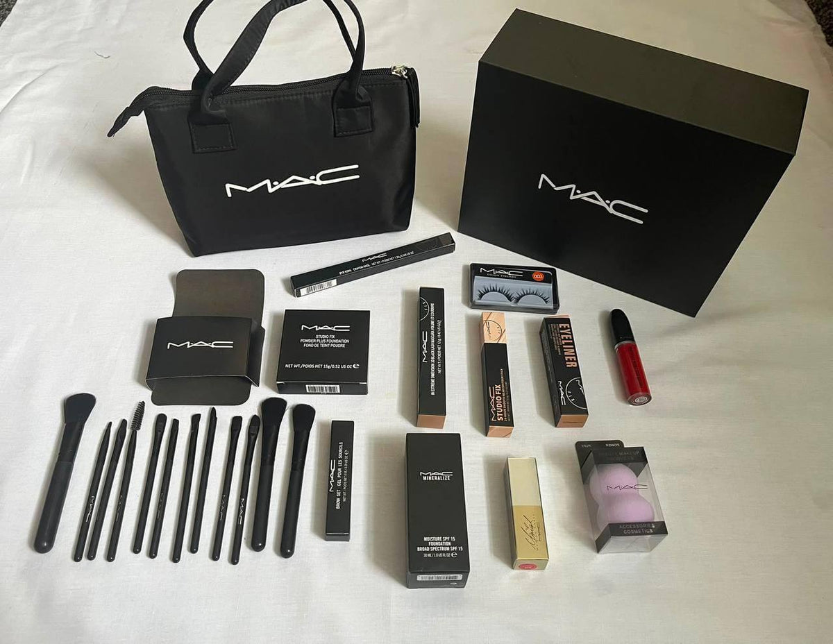 MAKE UP KIT 🦋