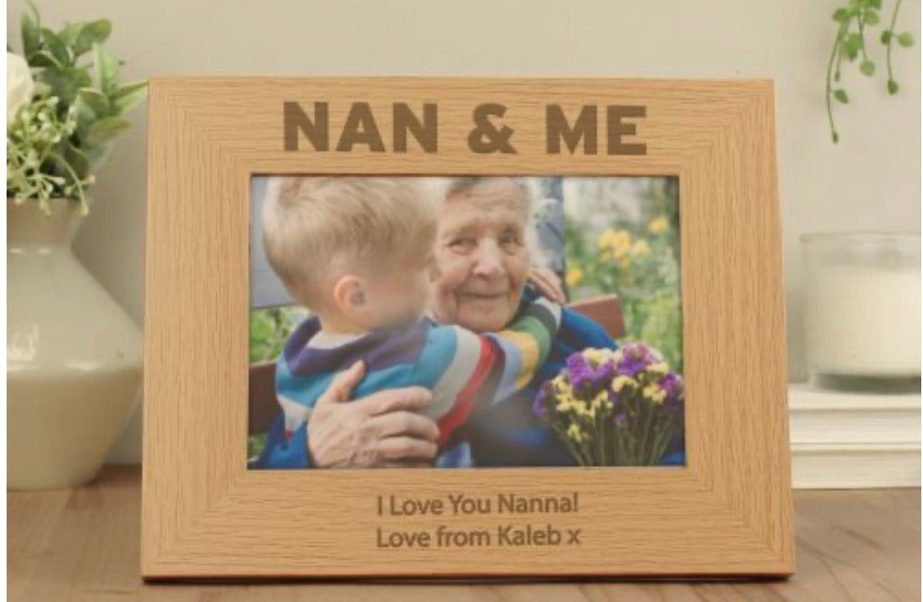 Personalised Nan & Me 5x7 Landscape Oak Finish Photo Frame