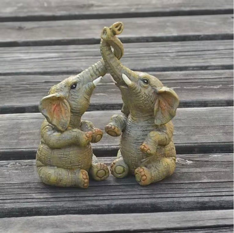 Elephant Couple Figurine