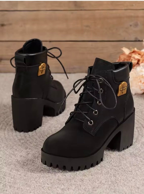 Women Retro Round Toe Chunky Heels Ankle Boots