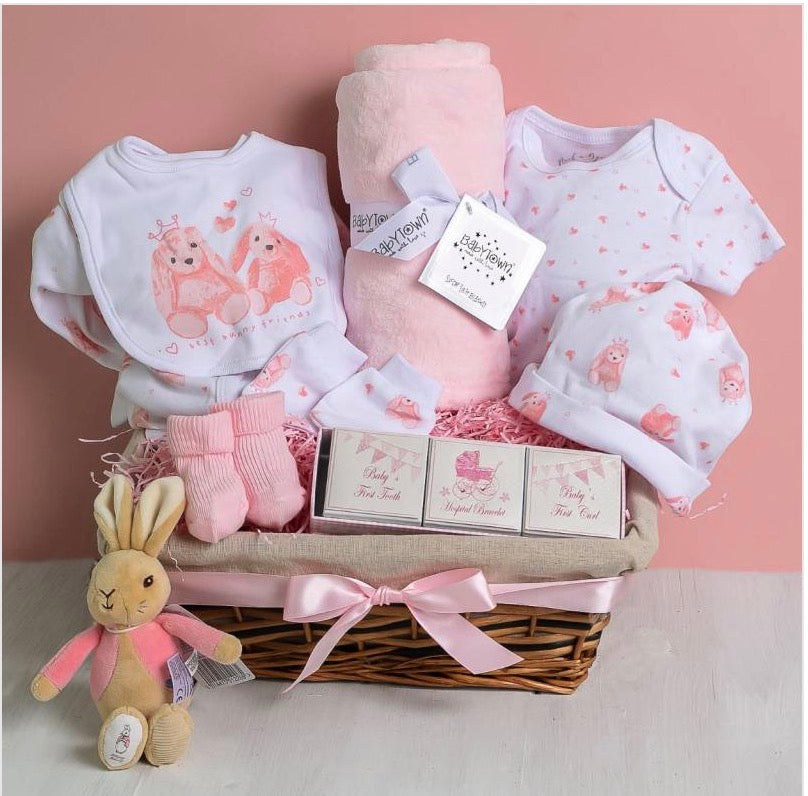 LUXURY BABY GIRL GIFT HAMPER