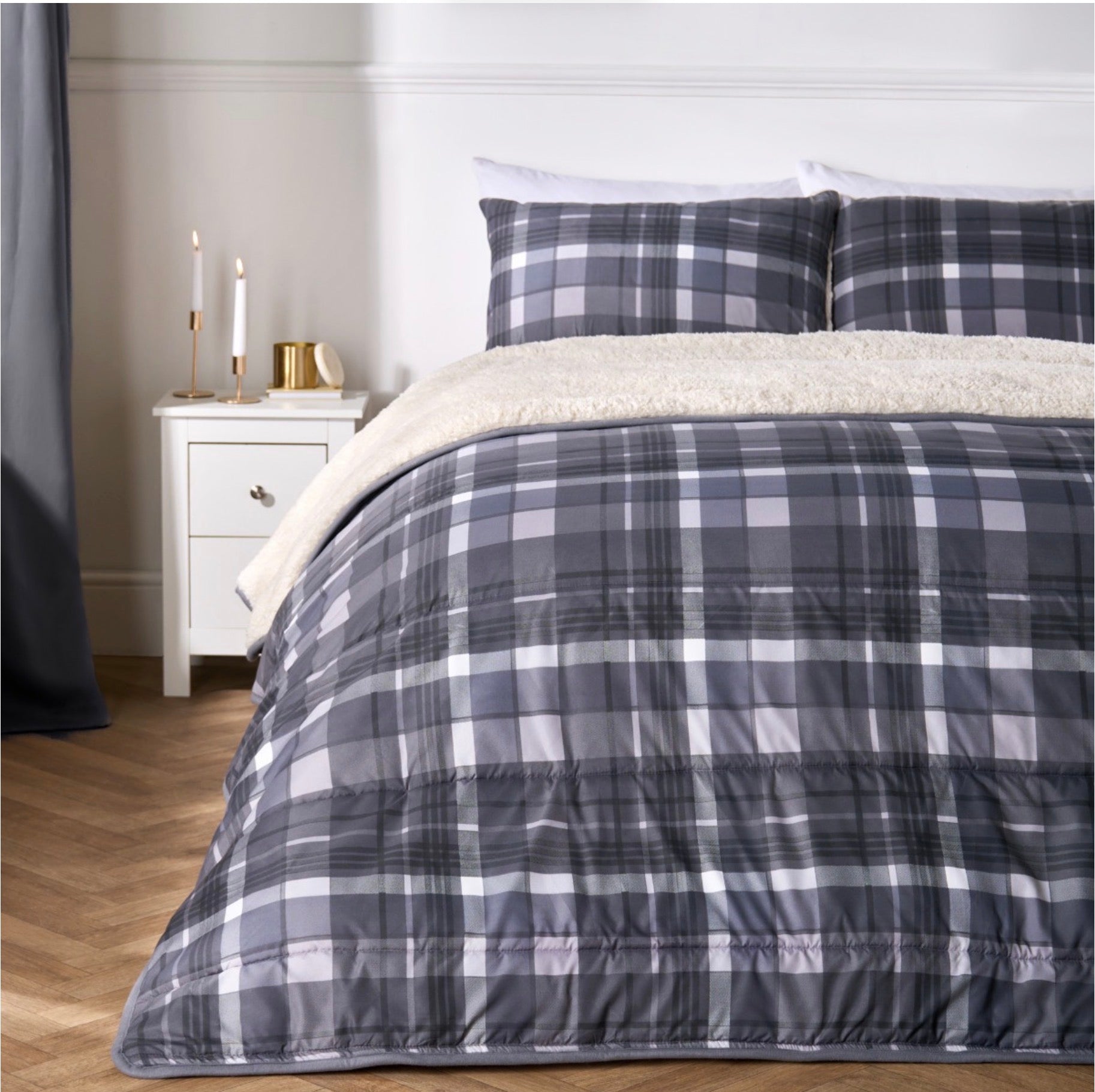 Coverless Check 10.5 Tog Duvet Set