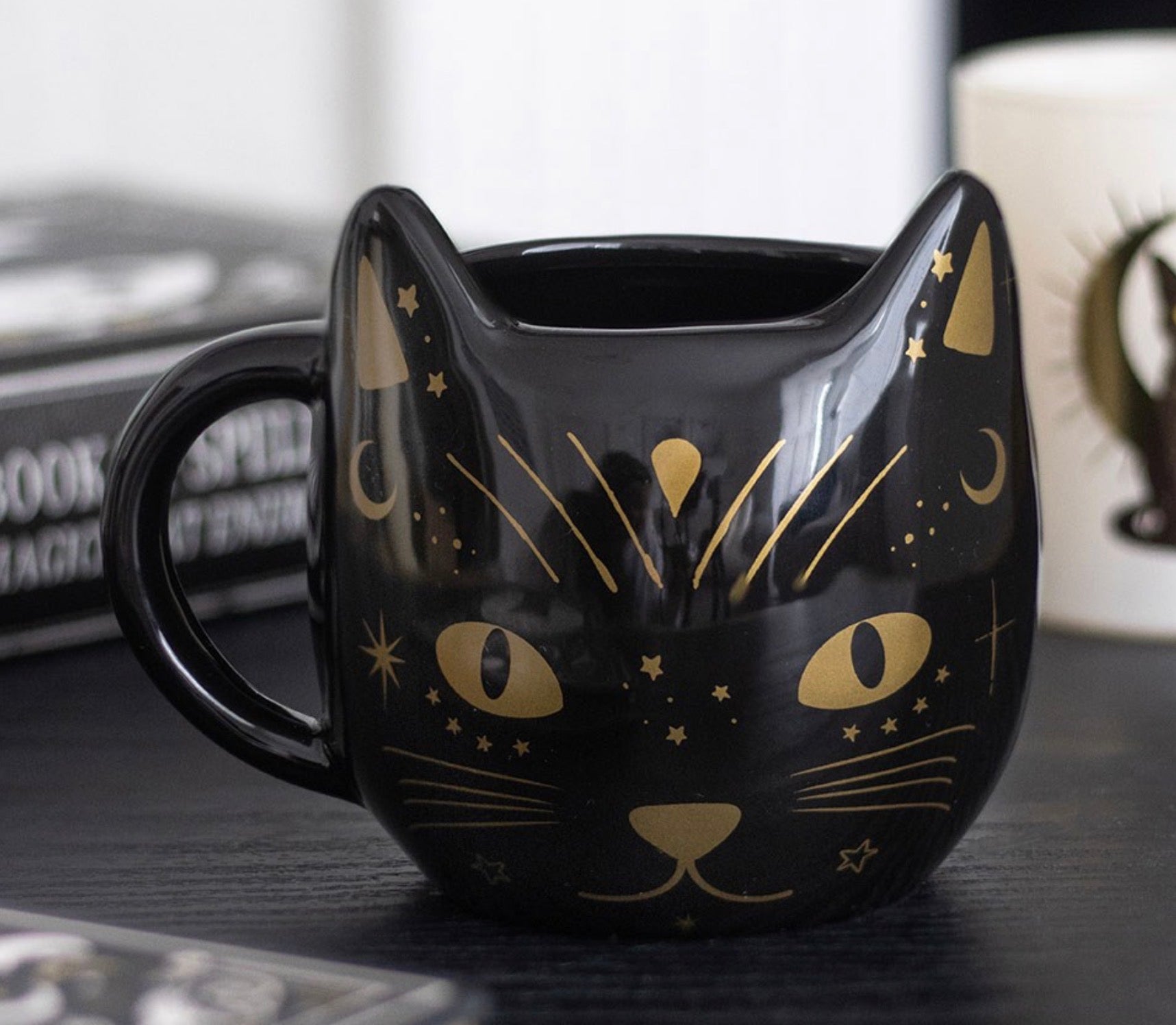 MAGICK BLACK CAT FACE MUG