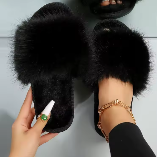 Women's Fashion Fur Slippers Fluffy and Cute