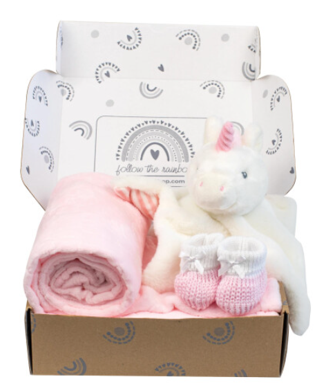 4 Baby Essentials for Newborn Baby Girl