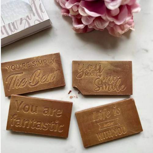 Milk chocolate Compliments