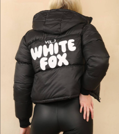 Ladies Black Hooded Puffer Jacket 🦋