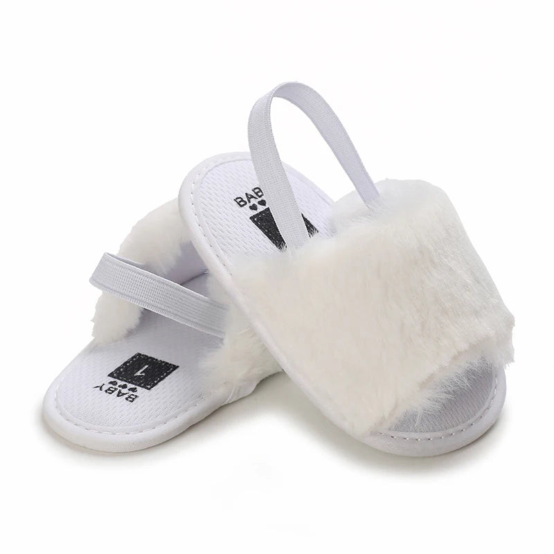 🌟 Baby Fluffy Faux Fur Slippers – Soft Sole Cosy Sandals (0–18 Months) 🌟