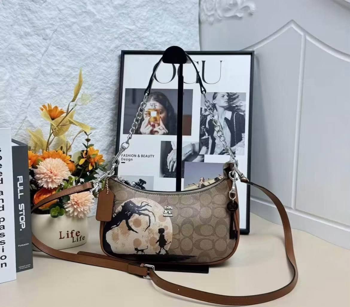BOOOO-TIFULL BAGS🦋