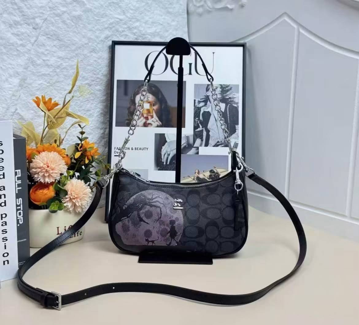 BOOOO-TIFULL BAGS🦋